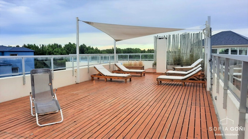 Imagen 18 de 20 de Venta Costa Esmeralda - Casa Con Deck De Madera Y Pileta