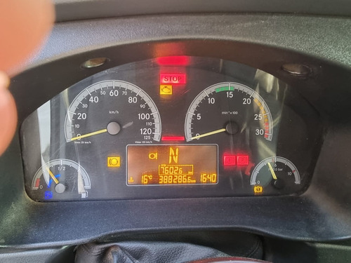 Imagem 2 de 15 de Mercedes Accelo 815 Ano 2014 Baú Randon 3/4 Baú Randon