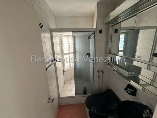 Ji 25-23195. En Venta Apartamento Con Área De 72m2, Ubicado En Los Caobos. Caracas.