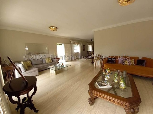 Imagen 5 de 18 de Livy Ramirez Vende Casa En Sebucán Mls #22-16748