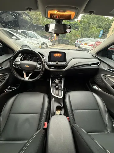 Chevrolet Onix 1.0T Premier Hatch At