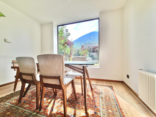En Venta Interesante Y Cómoda Casa En Chamisero, Oportunidad