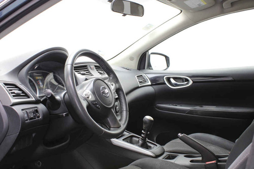 Imagen 9 de 15 de Nissan Sentra 2017 4p Advance L4/1.8 Man