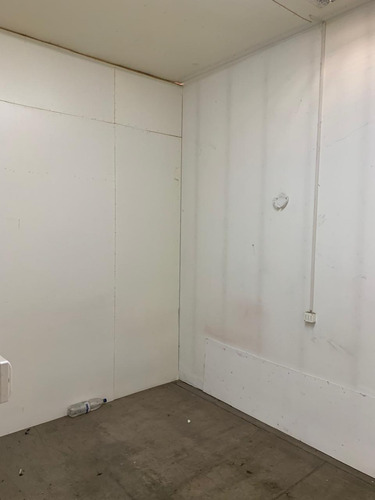 Arriendo Gran Local De 493m2 En San Joaquín