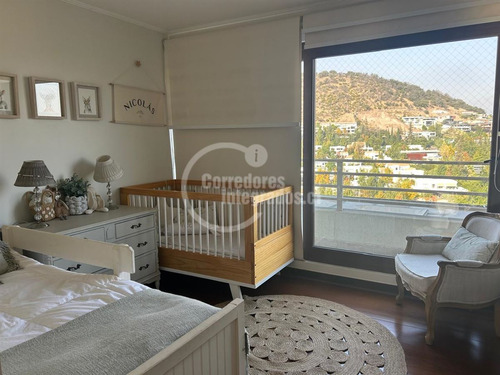 Casa En Venta De 4 Dorm. En Lo Barnechea Los Litres