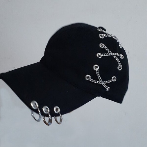 Gorra Kpop Con Anillos Y Cadenas  Unisex+ Cadena Triple