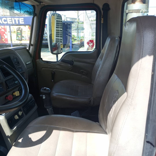 Imagen 10 de 16 de Mack Vision Cx613