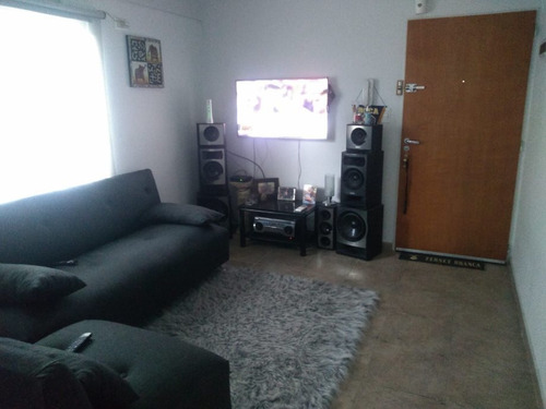 Imagen 4 de 13 de Departamento De 2 Ambientes En Planta Baja En Venta - San Justo