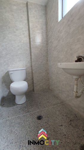 Imagen 8 de 10 de Inmocity Inmobiliaria Alquila Local En El Centro Comercial Autana Calle Sucre, Cagua Estado Aragua