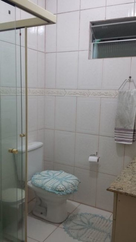 Imagem 9 de 10 de Casa No Bairro Fortaleza, Com 03 Dormitórios, 02 Vagas E Demais Dependências. - 3573643