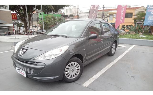 Peugeot 207 Passion 1.4 8V (FLEX)