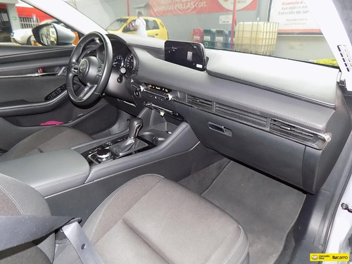 Mazda 3 2.0 Touring