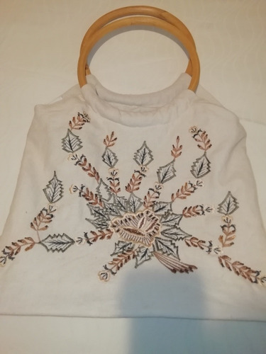 Lote Dos Bolsos Con Manija De Mimbre