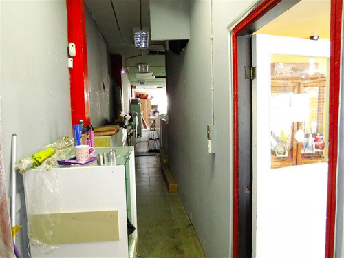 Imagen 7 de 17 de Local Comercial En Venta En Santiago