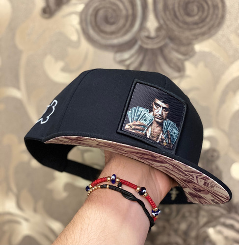 Gorra Scarface El Mundo Es Tuyo Snapback Parche