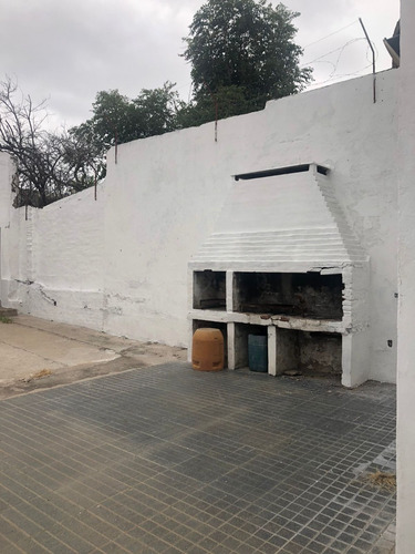 Imagen 25 de 30 de Oficinas Y Galpón Comercial Imperdible!!! Barrio San Martin Obispo Clara 163!!