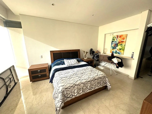 Penthouse En Venta En Bosques De Las Lomas