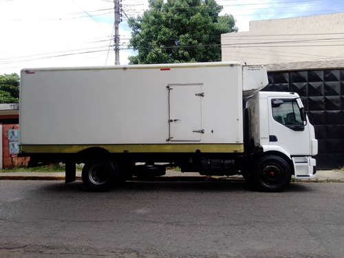 Imagen 3 de 9 de Volvo Vm260