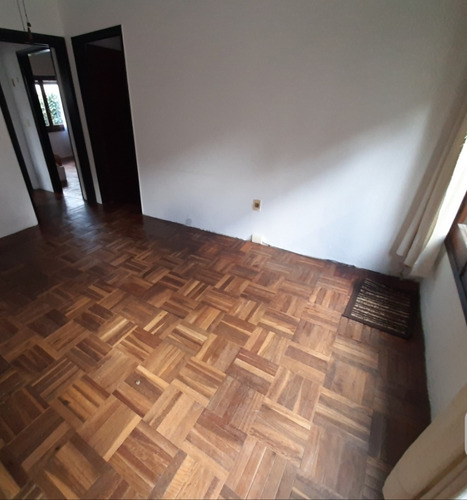 Imagen 10 de 17 de Oportunidad. Ideal Inversión. Renta O Vivienda Para Dos Familias. Buena Ubicación A Pasos De Av. Luis A. De Herrera. Muy Buen Entorno. Dos Casas Del 70 Planchada En Perfecto Estado.