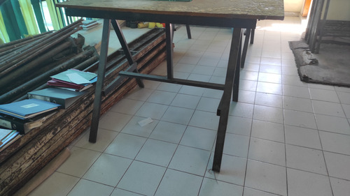 Mesa De Trabajo Especial P/cortar Vidrios 2,44x1,40x1,00 (Usado)