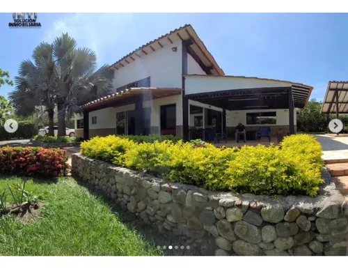 Venta Finca Sopetran Cerca A Parcelación El Rodeo. Amoblada
