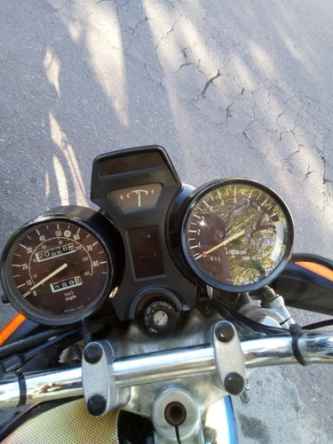Suzuki Gs 81