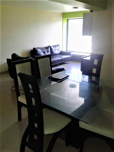 Imagen 3 de 15 de Apartamento En Venta En Av El Ejercito. Urb El Paraiso Pm 38