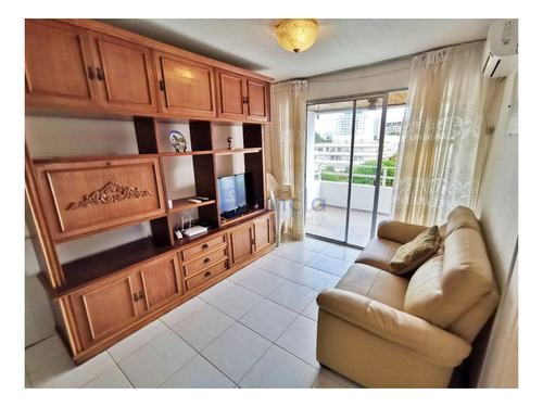 Imagen 2 de 19 de Apartamento En Punta Del Este, Brava