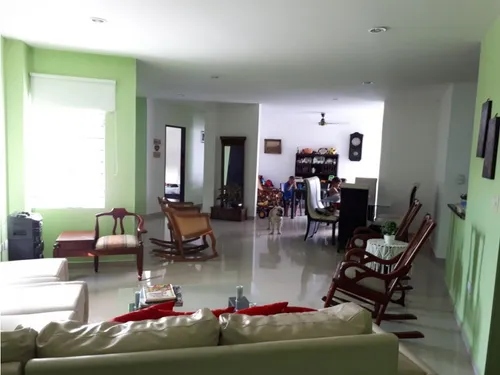 Casa De Un Piso En Monteverde