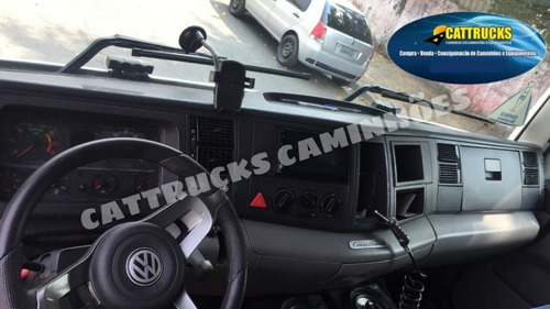 Imagem 4 de 11 de Vw 24250 Constellation 6x2 Ano 2010 Baú Sider