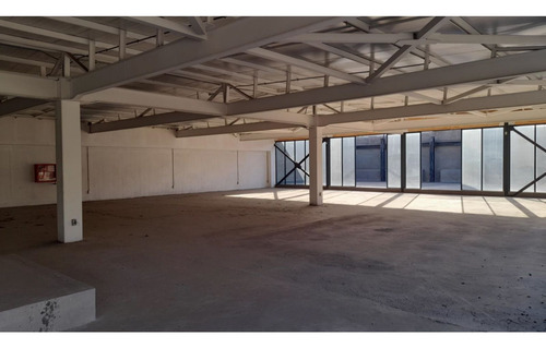 Ofertas Arriendo Local Comercial De 528,16 M2 En 3° Piso, S