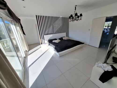 Casa. Venta . Buenos Aires Golf . Bella Vista .