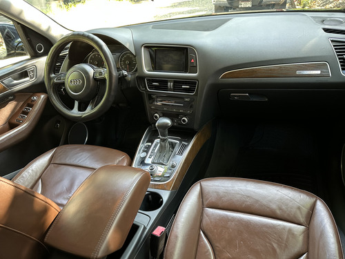 Audi Q5 2.0 L T Elite 230HP TIPTRONIC QUATTRO