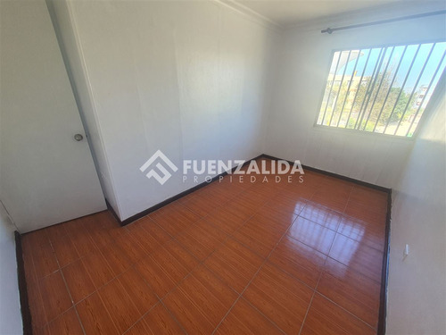 Departamento En Venta De 2 Dorm. En Pedro Aguirre Cerda