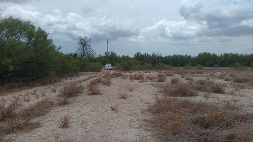 Terreno En Venta En Cuidad Anáhuac En Nuevo León