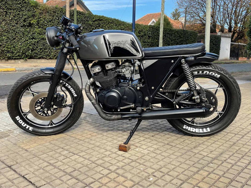 Imagen 4 de 15 de Suzuki Gsx 250 Cafe Racer Brat Style