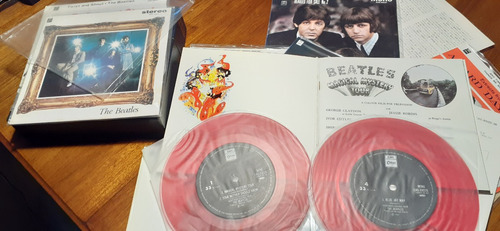 The Beatles E.p. Collection. Box Singles 7 Color Rojo Japon (Usado)