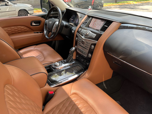 Infiniti QX80 5.6l Perfection 8 Pasajeros At