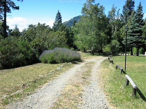 Turístico En Venta Ubicado En Lago Gutiérrez, Bariloche