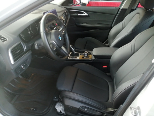 Imagen 8 de 13 de Bmw Serie 1 2020 1.6 5p 120ia M Sport At