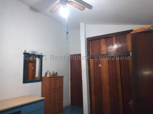 Imagen 12 de 17 de Casa Con Terreno De 604mts En Venta El Castaño Estef 22-8387