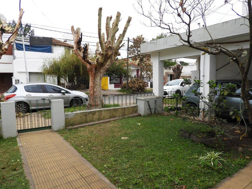 Imagen 3 de 21 de Venta De Ph A Modernizar En Ciudad Jardin