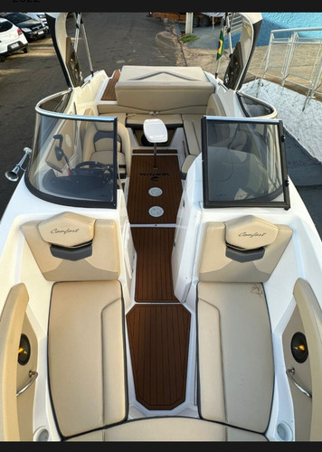 Lancha Ventura 25 Com Motor Volvo 280hp 2022