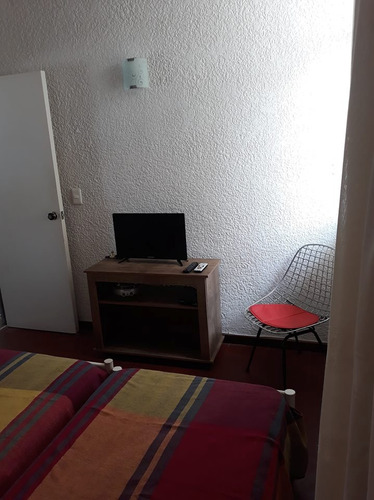 Imagen 10 de 14 de Apartamento Punta Del Este Frente A Playa De Los Ingleses