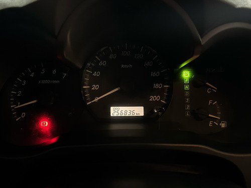 Toyota Hilux 2.7 SR 4X2 CD 16V FLEX 4P AUTOMÁTICO
