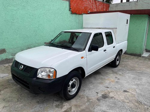 Imagen 2 de 14 de Nissan Np300 2011 2.4 Doble Cabina Típica Mt