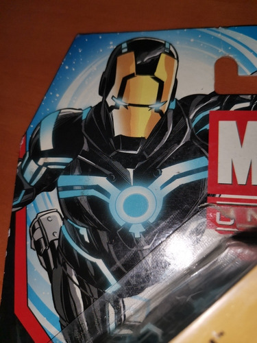 Iron Man Marvel Universe Serie 5 Número 18 (Usado)