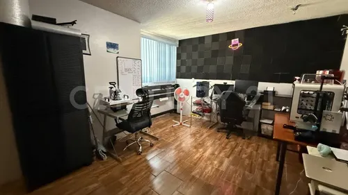 Venta De Casa Remodelada En Jardines De Morelos Secc. Flores