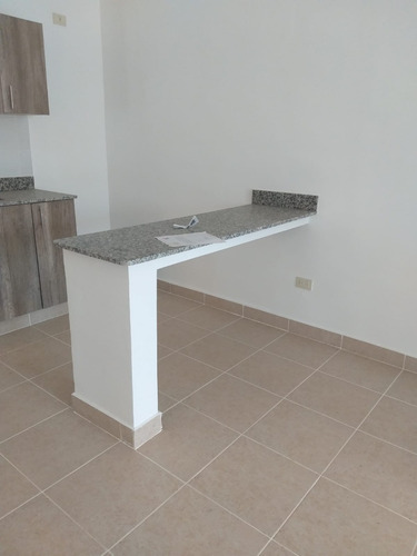 Imagen 6 de 12 de Alquilo Apartamento En Ciudad Juan Bosch