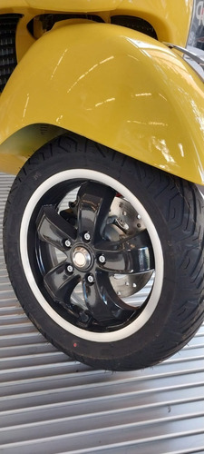 Imagen 21 de 23 de Vespa Gts 300 Super 300 Super